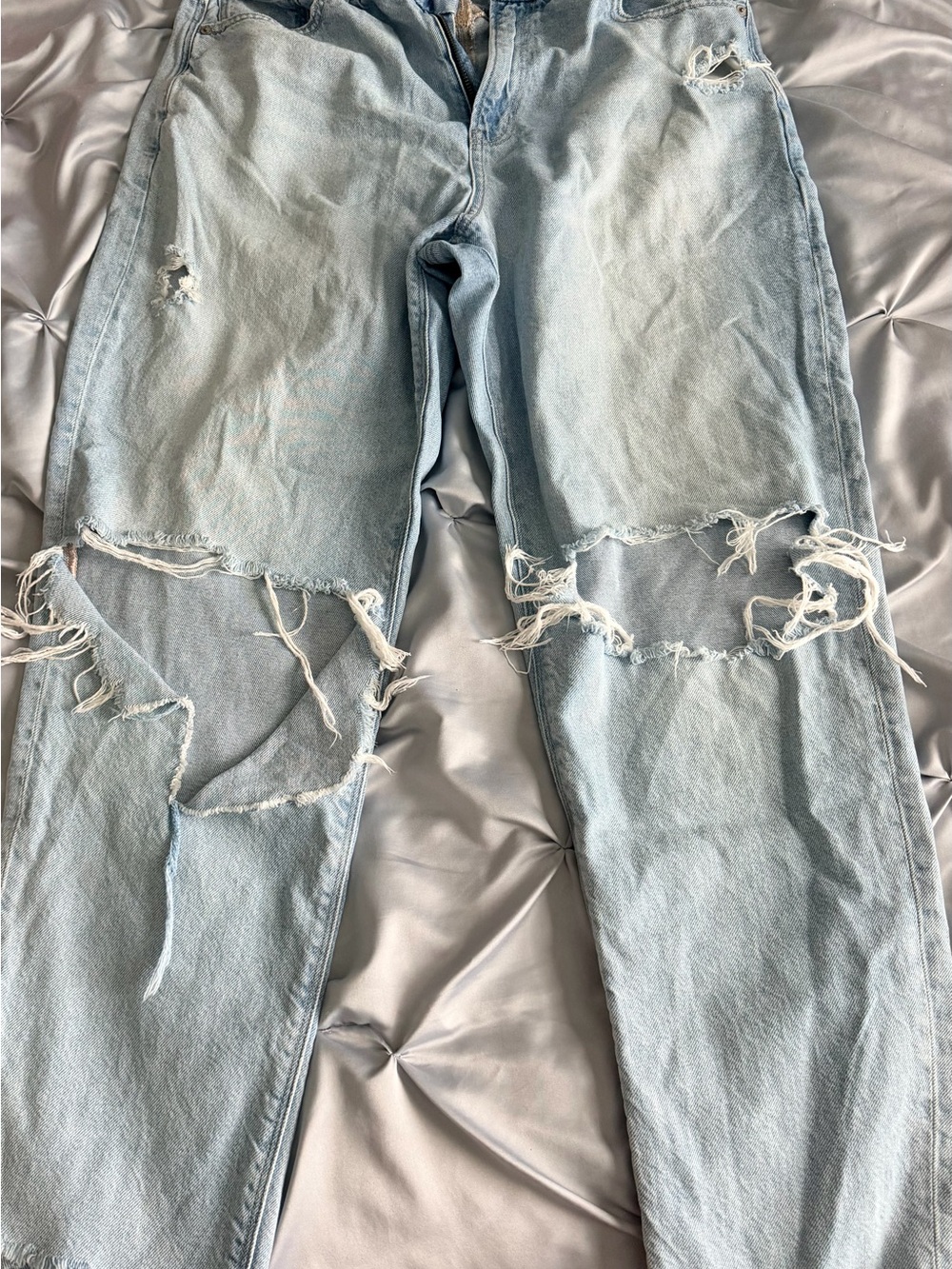 American Eagle Outfitters Light Blue Distressed Straight Leg Jeans